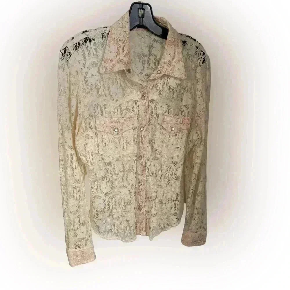 For Joseph woman’s snap down ivory lace shirt size Large